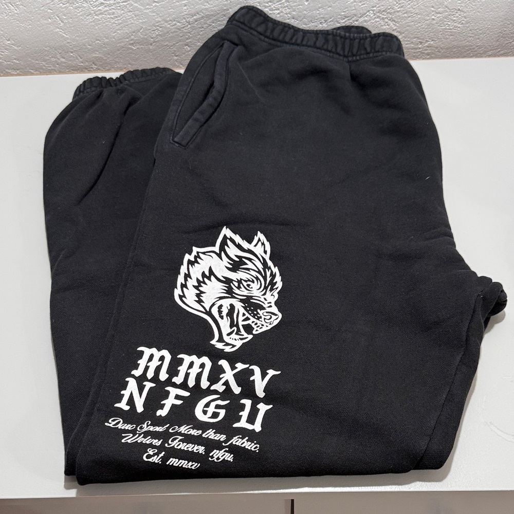 Darc Sport Black sweats 
Used 
Large